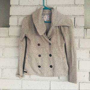 Element Woman’s Pea Coat Bin 3